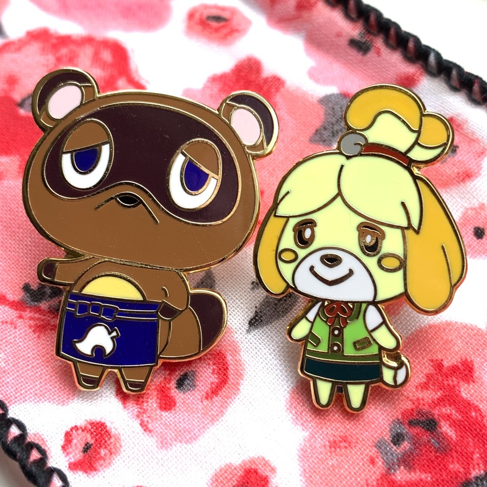 Animal Crossing Enamel Pin Isabelle